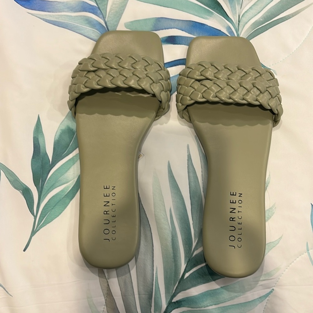 Excellent condition Journee Olive Slides